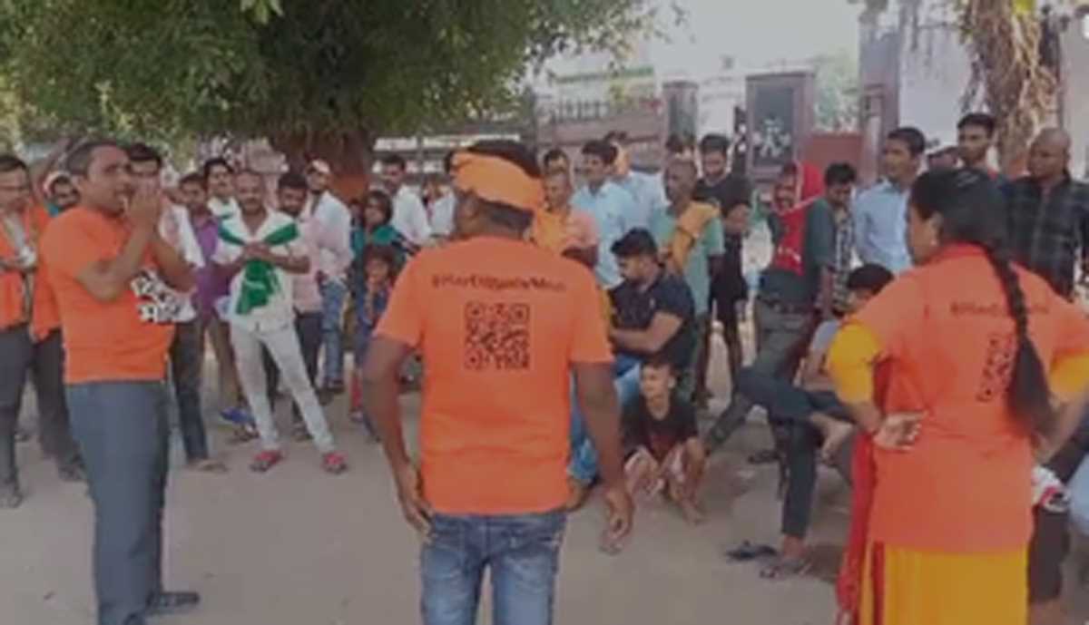 पटना में भाजपा के पक्ष में नुक्कड़-नाटक का आयोजन, कलाकारों ने मोदी सरकार की उपलब्धियां गिनाईं